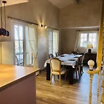 Apartament T4 Familial Piscine, Plage, Clim, Wifi Six-Fours-les-Plages