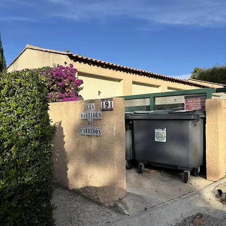 3 Chambres, Piscine, Plage, Clim, Wifi Апартаменты